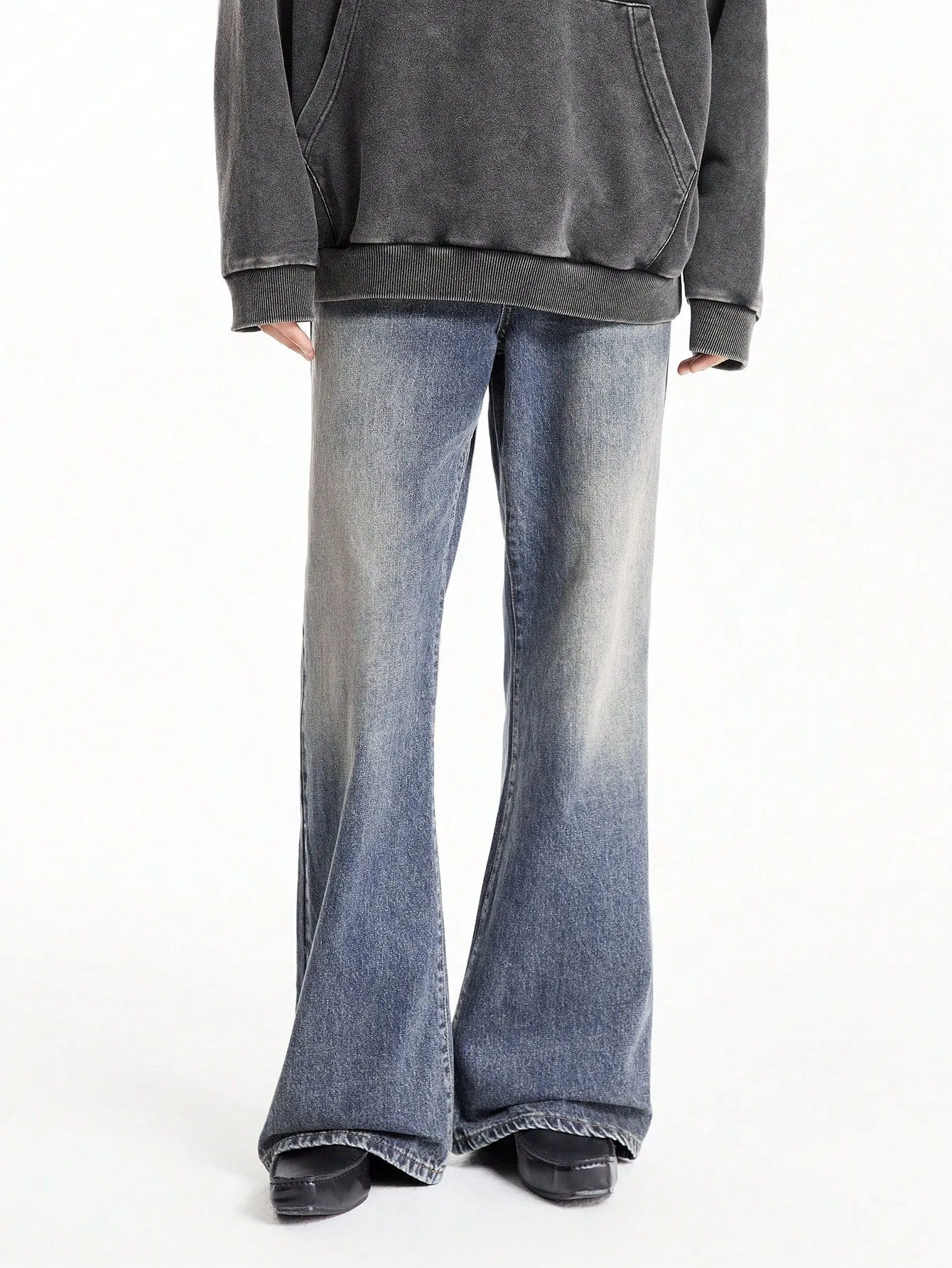 Drift Bootcut Jeans